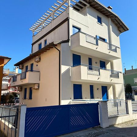 Residence Stefania Attici Su 2 Livelli - Agenzia Cocal Caorle Exterior foto
